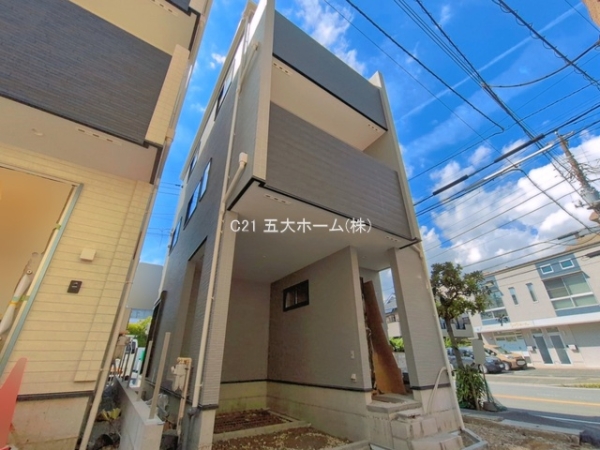 市川市鬼高３丁目の新築一戸建