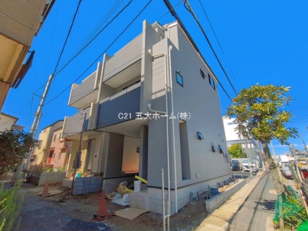 市川市鬼高３丁目の新築一戸建