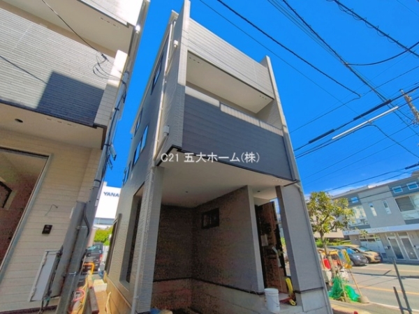 市川市鬼高３丁目の新築一戸建