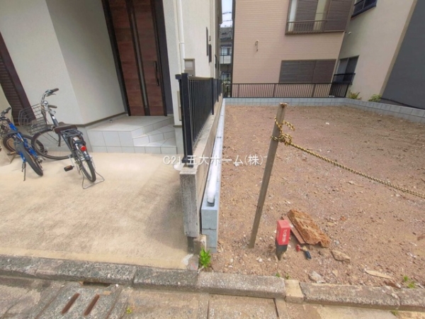 市川市市川３丁目の新築一戸建