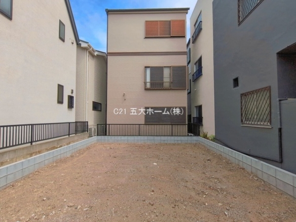 市川市市川３丁目の新築一戸建