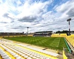 柏市あかね町(日立柏サッカー場)