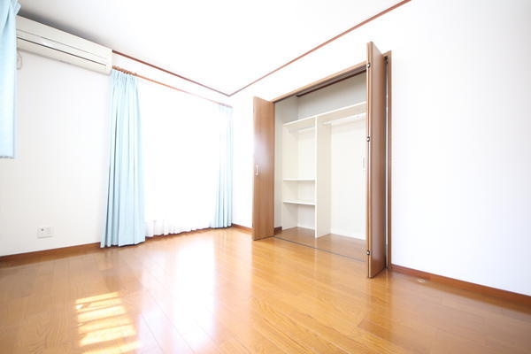 松戸市新松戸６丁目の中古一戸建て