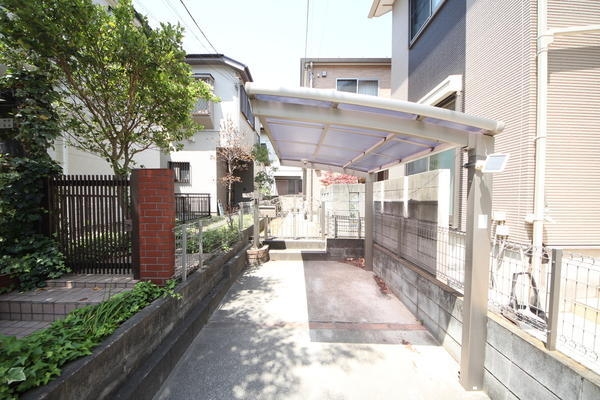 松戸市新松戸６丁目の中古一戸建て