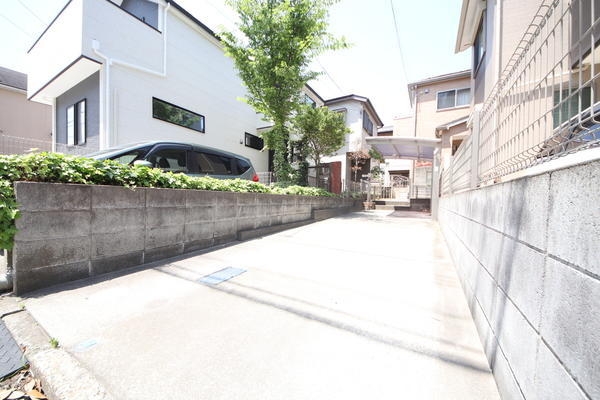 松戸市新松戸６丁目の中古一戸建て
