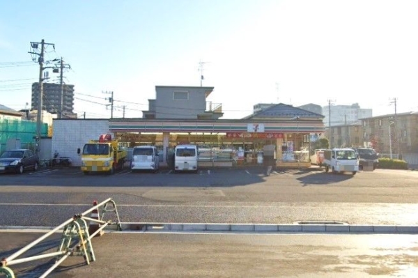 流山ニューステージ２１ヒルサイドコート壱番館(セブンイレブン流山セントラルパーク店)