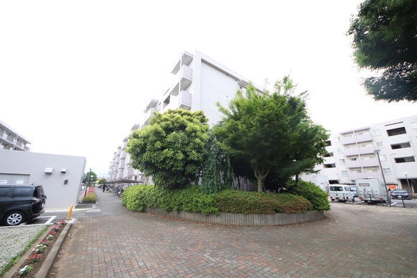 初石パークホームズＢ棟