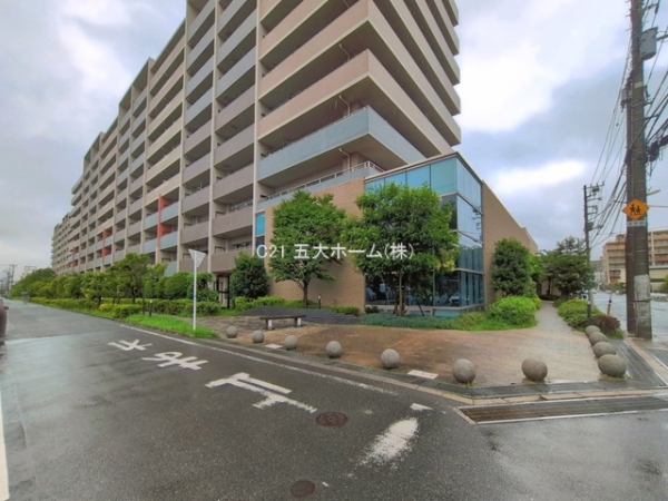 クレストフォルム市川南ウッドスクエア