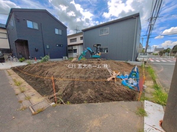 三郷市鷹野３丁目の新築一戸建