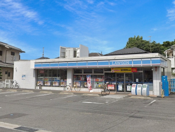 南柏スカイハイツＢ棟(ローソン流山向小金二丁目店)