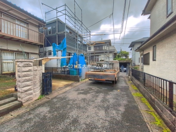 柏市南逆井２丁目の新築一戸建