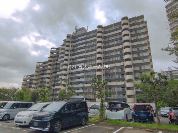 パークフィールドみさと三街区1号館