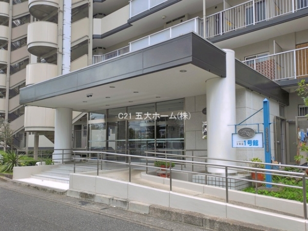 パークフィールドみさと三街区1号館