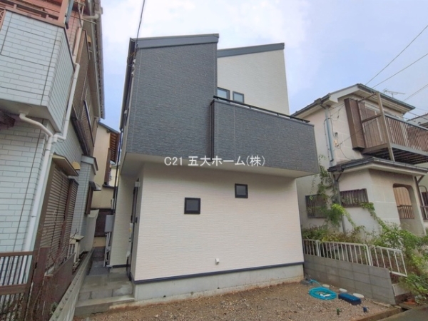松戸市西馬橋３丁目の新築一戸建