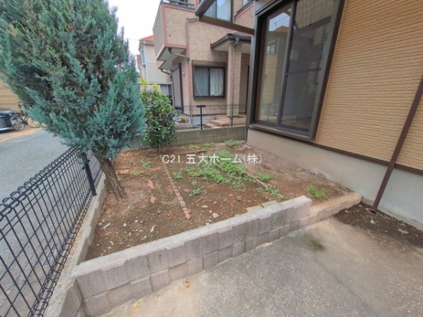 三郷市彦成１丁目の中古一戸建て