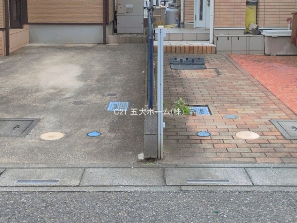 三郷市彦成１丁目の中古一戸建て