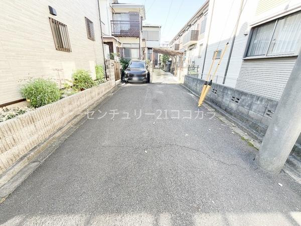 八王子市小比企町の中古一戸建て