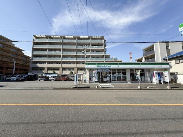 第一八王子ハイツ(ファミリーマート八王子子安町店)