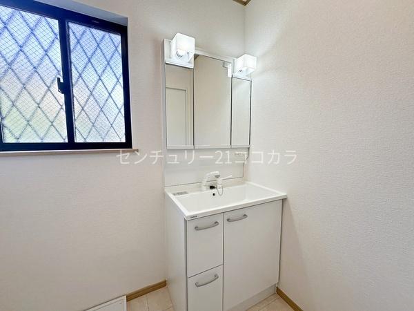 八王子市弐分方町の中古一戸建て(洗面台・洗面所)