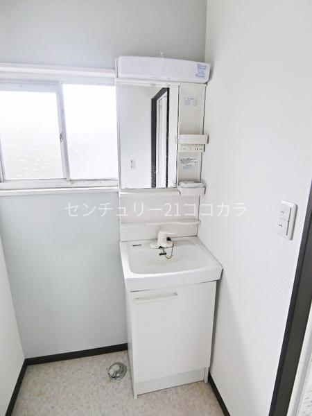 八王子市西寺方町　店舗付住宅