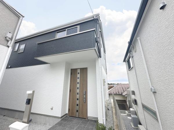 八王子市緑町　新築一戸建て　2号棟