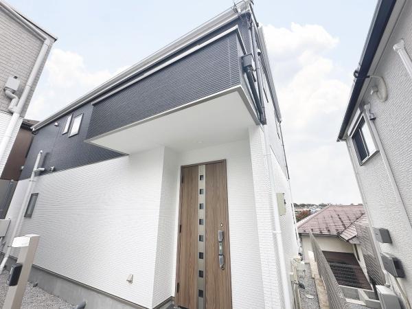 八王子市緑町　新築一戸建て　2号棟
