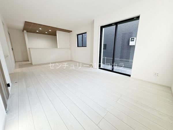 相模原市南区麻溝台8丁目　新築一戸建て・全2棟　1号棟