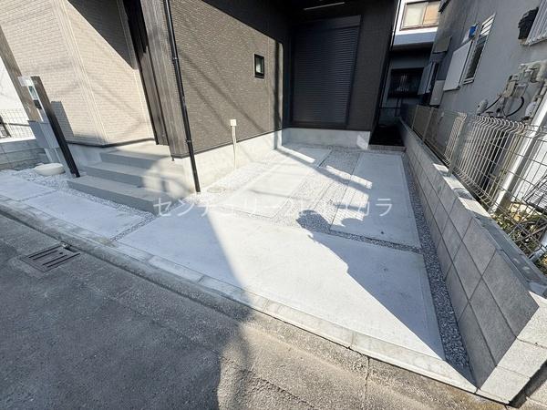 相模原市南区麻溝台8丁目　新築一戸建て・全2棟　2号棟