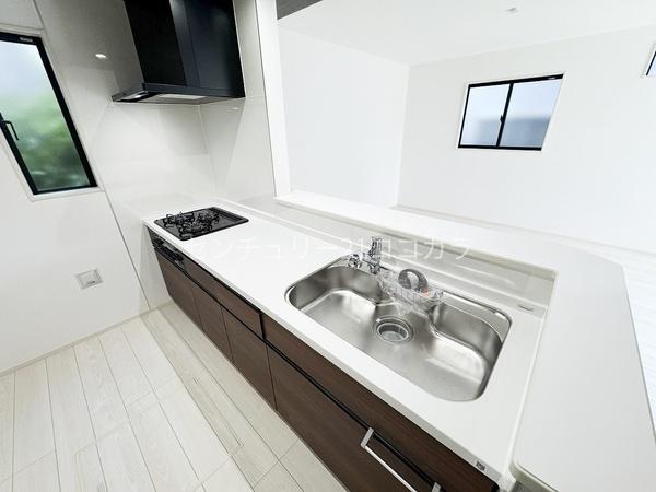 相模原市南区麻溝台8丁目　新築一戸建て・全2棟　2号棟