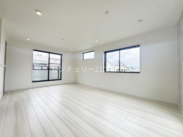 八王子市散田町　新築一戸建て