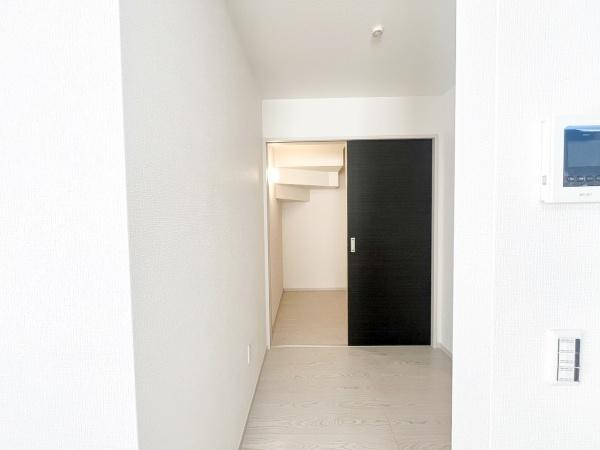 八王子市緑町　新築一戸建て　2号棟