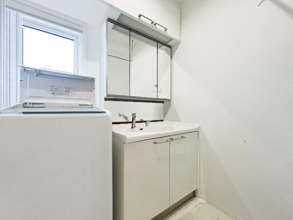 八王子市弐分方町の中古一戸建て