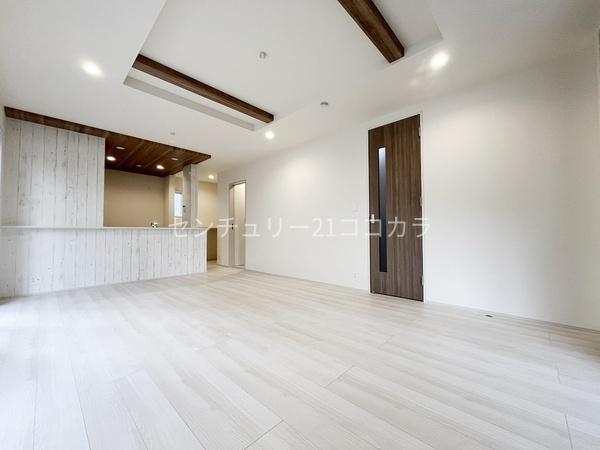 八王子市西浅川町　新築一戸建て　1号棟