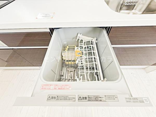 八王子市石川町　新築一戸建て・全3棟　2号棟