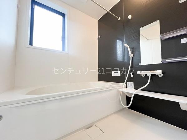 八王子市石川町　新築一戸建て・全3棟　2号棟