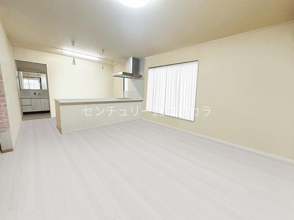 八王子市緑町　中古一戸建て