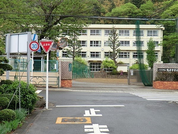 八王子市下恩方町の土地(八王子市立恩方中学校)