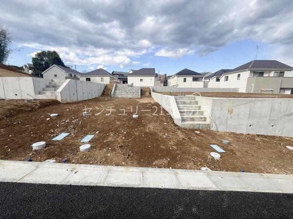 八王子市中山　土地　2区画　建築条件なし