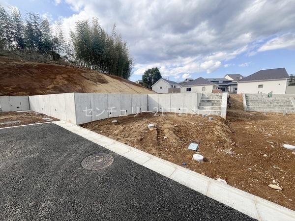 八王子市中山　土地　4区画　建築条件なし