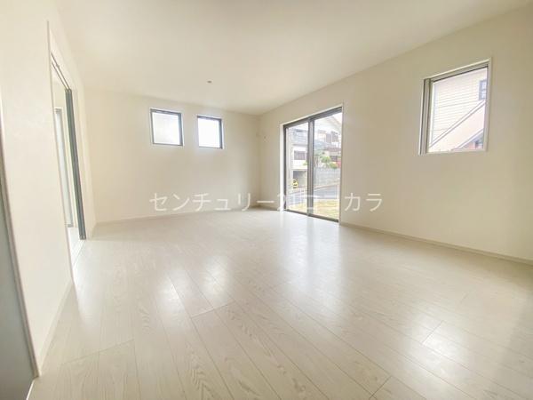 八王子市絹ケ丘　新築一戸建て・全1棟
