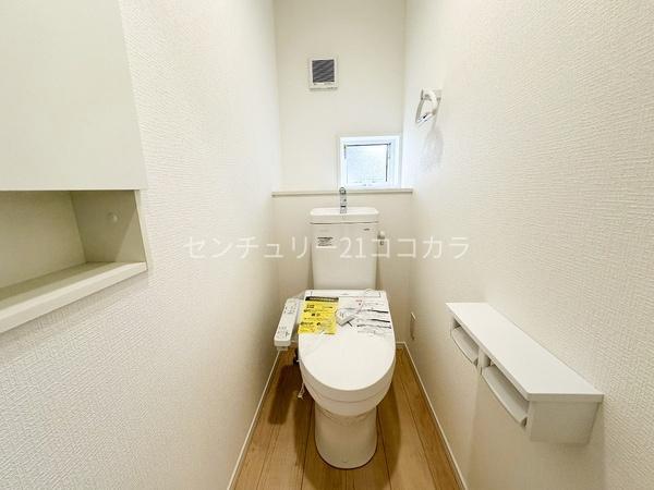 八王子市中野上町3丁目　新築一戸建て　全3棟　2号棟