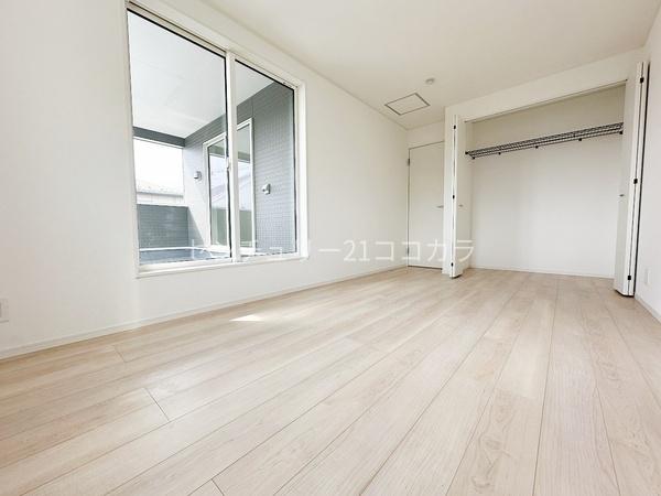 八王子市中野上町3丁目　新築一戸建て　全3棟　2号棟