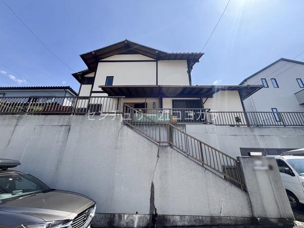 八王子市元八王子町　中古一戸建て