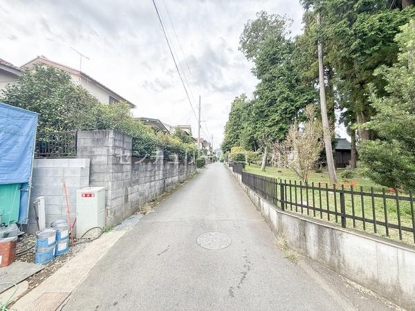 八王子市館町 新築一戸建て・全1棟(前面道路含む現地写真)