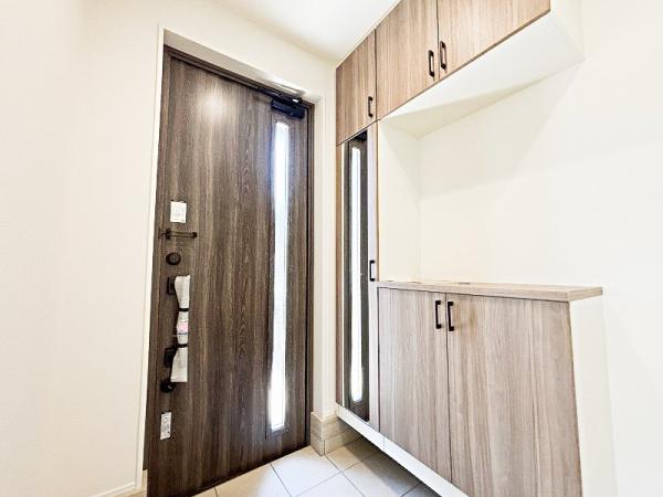 八王子市川口町 新築一戸建て・全2棟 2号棟(玄関)