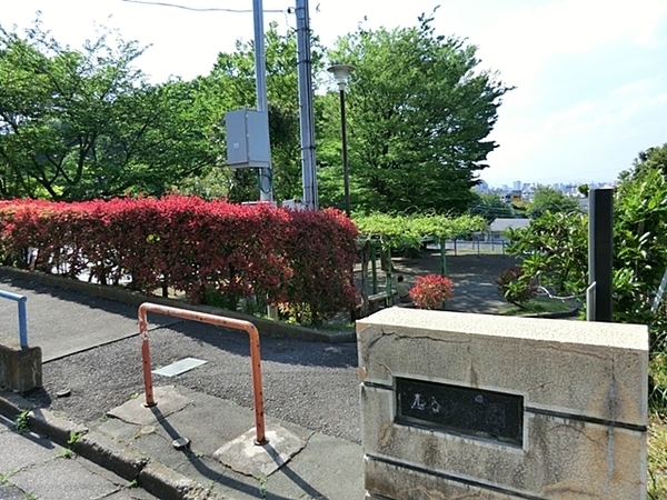 八王子市絹ケ丘1丁目の新築一戸建(西谷戸公園)