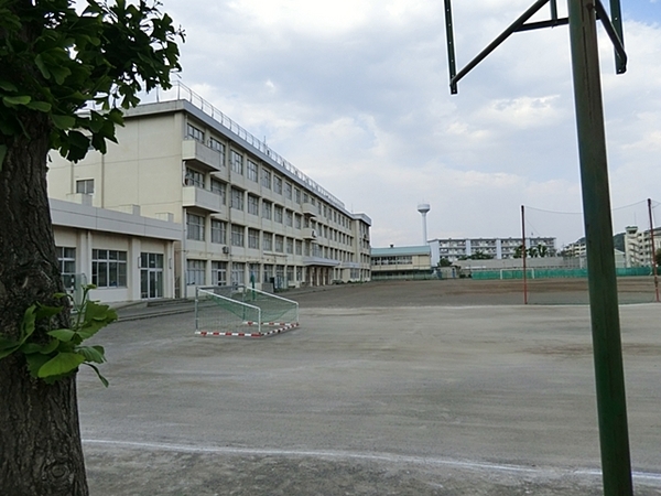 日野市平山 新築一戸建て・全4棟 4号棟(日野市立平山中学校)