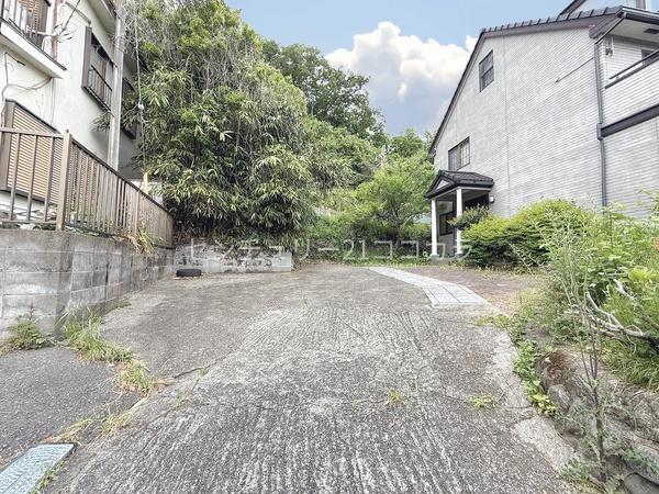 八王子市裏高尾町の中古一戸建て