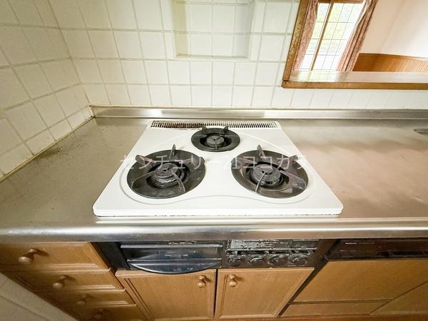 八王子市裏高尾町の中古一戸建て