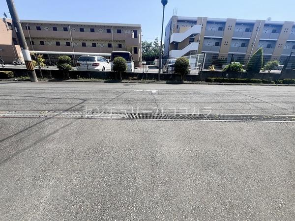 八王子市椚田町　新築一戸建て　2号棟